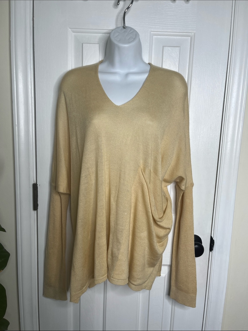 Butter Yellow Drapey Slouchy Fine Knit Anna Lane Top V Neck Medium Large